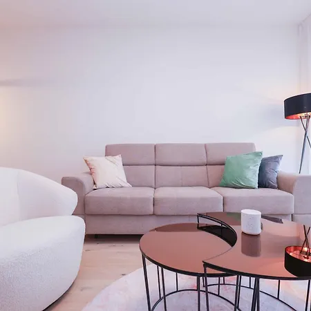 Fresh & Modern Zwirn Oasis - Free Parking Apartman *