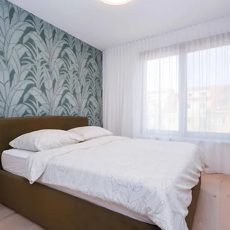 Fresh & Modern Zwirn Oasis - Free Parking