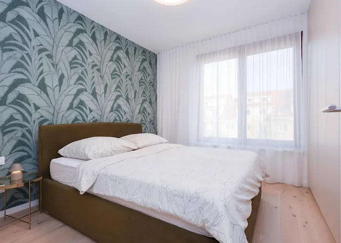 Fresh & Modern Zwirn Oasis - Free Parking